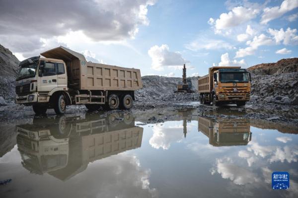 探访肯尼亚斯瓦克大坝及周边惠民设施 探访肯尼亚斯瓦克大坝及周边惠民设施