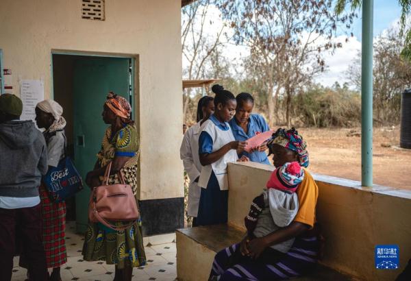 探访肯尼亚斯瓦克大坝及周边惠民设施 探访肯尼亚斯瓦克大坝及周边惠民设施