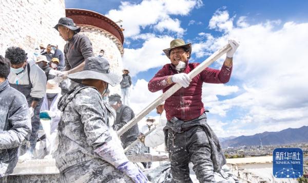 布达拉宫“年度美容” 布达拉宫“年度美容”