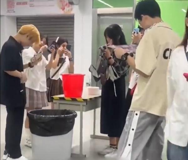 卸妆才能进站？广州地铁回应→