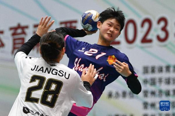 手球——全国女子锦标赛：江苏队晋级决赛