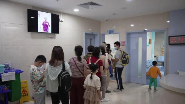 下个月或达感染高峰！要囤药吗？医生提醒→