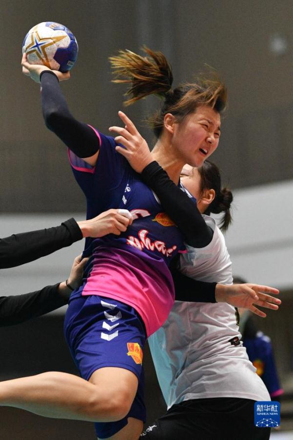 手球——全国女子锦标赛：江苏队晋级决赛