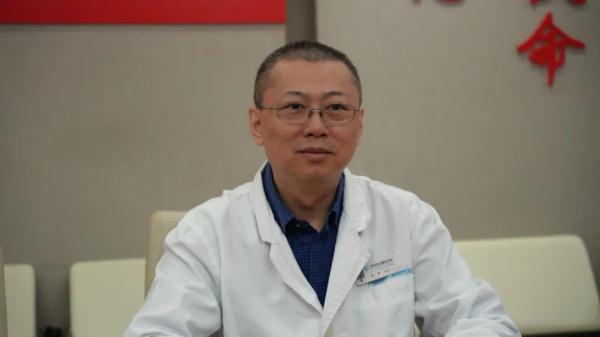 下个月或达感染高峰！要囤药吗？医生提醒→