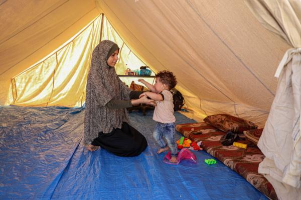 加沙地带：流离失所的儿童