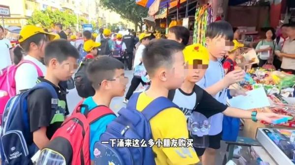 你家孩子也在玩网红玩具“萝卜刀”吗？专家这样提醒
