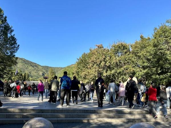 香山红叶季首个高峰,我们替你去看了看 香山红叶季首个高峰,我们替你去看了看