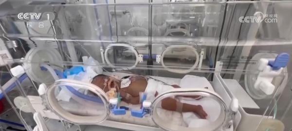 在中国海拔最高的重症病房 医者仁心创造生命救助奇迹
