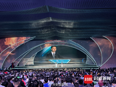 新晋雨果奖得主海漄是一名90后 新晋雨果奖得主海漄是一名90后