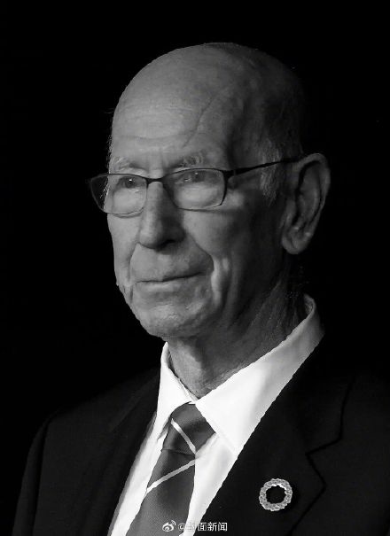 多位足球名宿悼念博比查尔顿：“英格兰有史以来最伟大的球员”