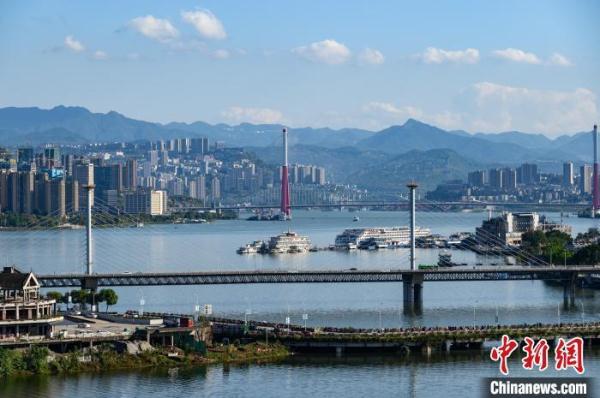 三峡库区重庆万州再现高峡平湖美景