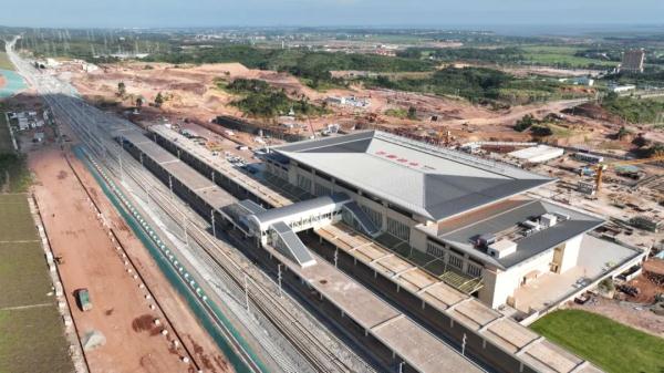 面朝大海,年内开通!广西将新增一座“超高颜值”高铁站! 面朝大海,年内开通!广西将新增一座“超高颜值”高铁站!