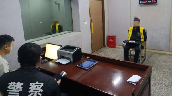 忘了自己是谁却记得微信密码?命案逃犯对民警称受伤失忆,一句话露馅 忘了自己是谁却记得微信密码?命案逃犯对民警称受伤失忆,一句话露馅