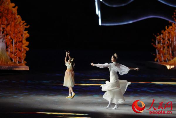 回顾杭州第4届亚残运会开幕:科技与人文完美融合 回顾杭州第4届亚残运会开幕:科技与人文完美融合