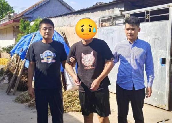 “警察晚上都不睡觉？”