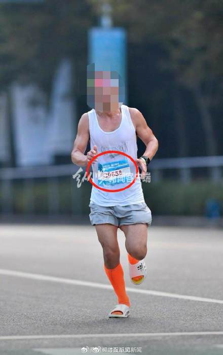 男子半马替跑获女子组第8名 官方通报 男子半马替跑获女子组第8名 官方通报