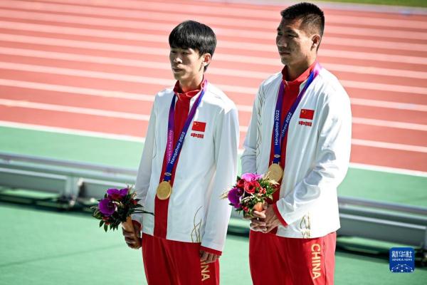 田径——男子100米T11级:邸东东夺冠 田径——男子100米T11级:邸东东夺冠