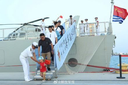 中国海军第44批护航编队访问卡塔尔