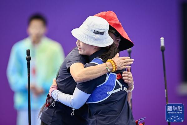 杭州亚残运会｜吴春艳/毋洋获得女子反曲弓双人团体公开级金牌