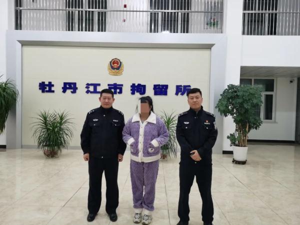 喝的啥酒？她酒后打110骂警察！