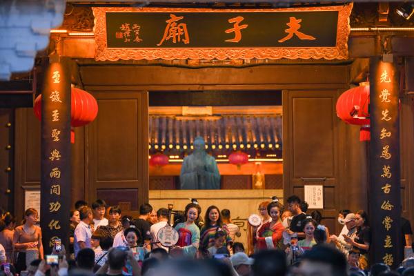 夫子庙前比射箭？一起“跟着赛事去旅行”