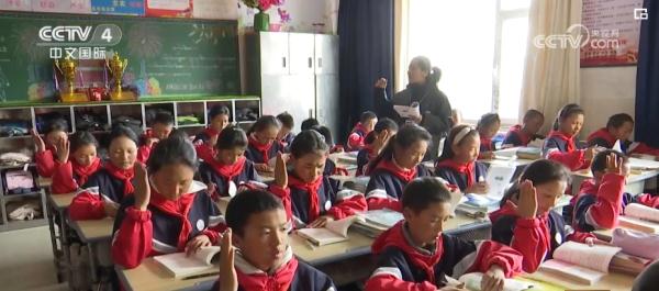 受教育权充分保障!“走出高原看世界”成为众多西藏孩子人生写照 受教育权充分保障!“走出高原看世界”成为众多西藏孩子人生写照
