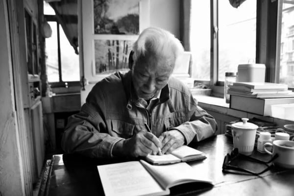 痛别！他已离世