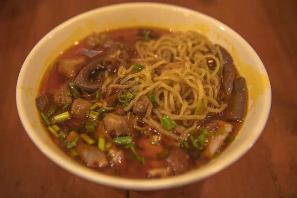 富商大贾不屑的“边角料” ，却成就贵阳一道特色美食