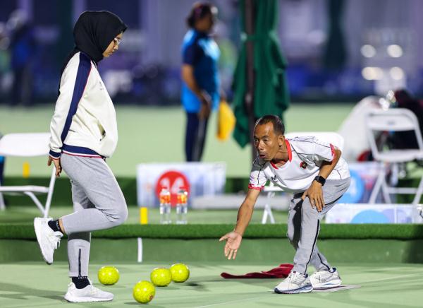 追光 | 亚残运会上的“草地冰壶” 追光 | 亚残运会上的“草地冰壶”