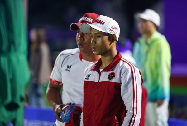 追光 | 亚残运会上的“草地冰壶” 追光 | 亚残运会上的“草地冰壶”