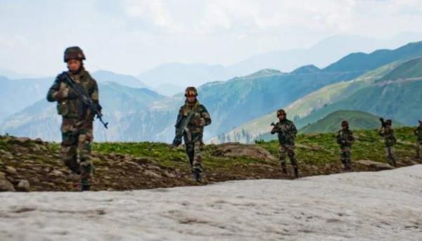 印巴边境突然发生交火事件,双方互相指责对方先开火 印巴边境突然发生交火事件,双方互相指责对方先开火