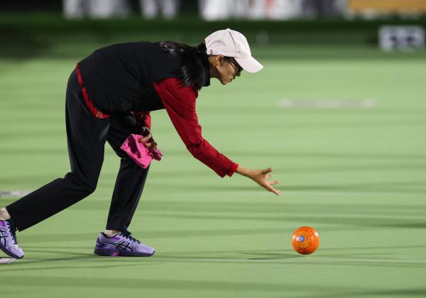 追光 | 亚残运会上的“草地冰壶” 追光 | 亚残运会上的“草地冰壶”