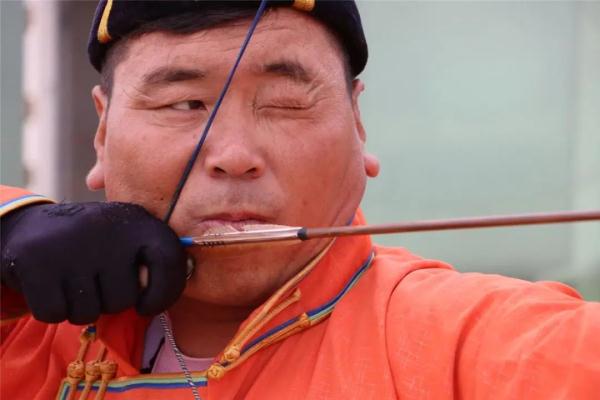 草原上的神箭手 草原上的神箭手