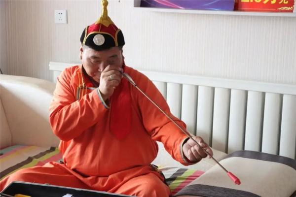 草原上的神箭手 草原上的神箭手