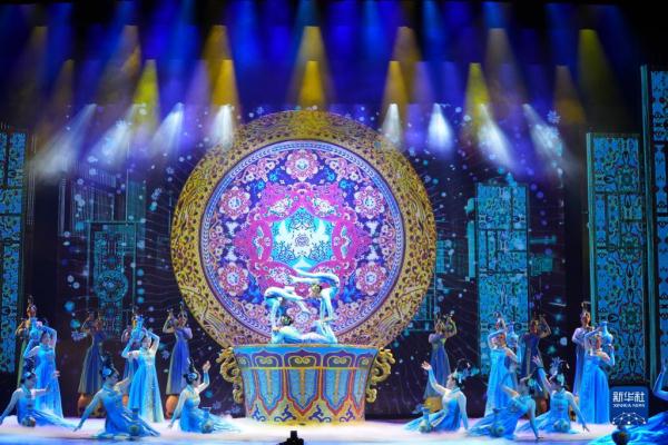 遂宁市杂技团国风音画杂技舞台剧《出彩中国》在京上演