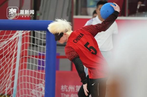 动漫照进现实！夺金后，他做了一件事…