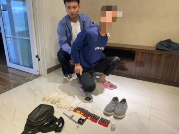 男子作案后,还约女技师玩“浪漫” 男子作案后,还约女技师玩“浪漫”