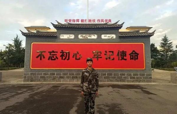 张桂梅的学生考上了军校,还勇夺“三冠王”! 张桂梅的学生考上了军校,还勇夺“三冠王”!