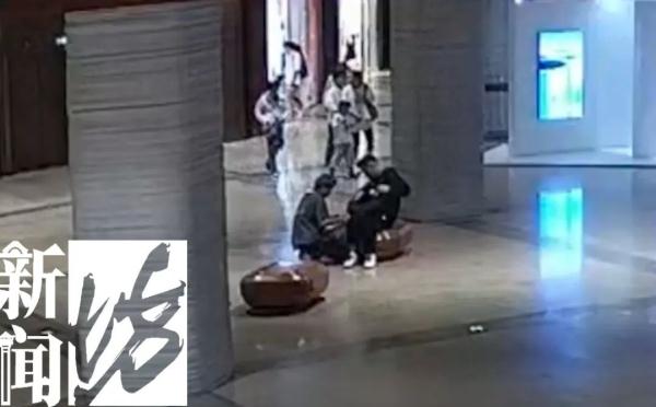 上海男子13万元出售二手劳力士“绿水鬼”手表，当面交易时被“调包”