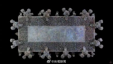 国宝云纹铜禁是数百件碎片复原的 国宝云纹铜禁是数百件碎片复原的