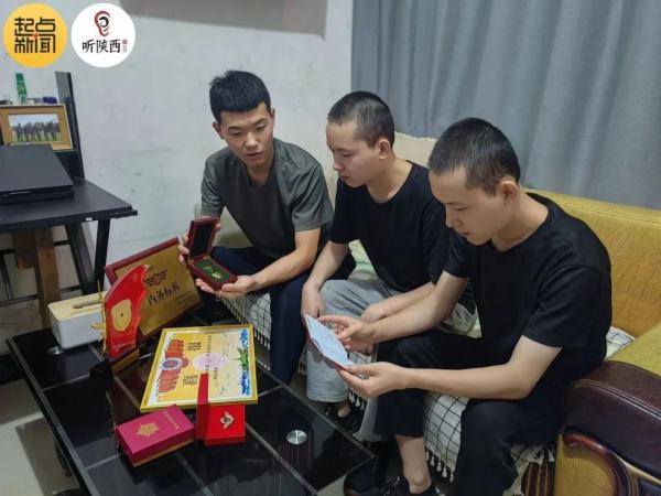 “一人当兵全家光荣”，一家当兵呢？