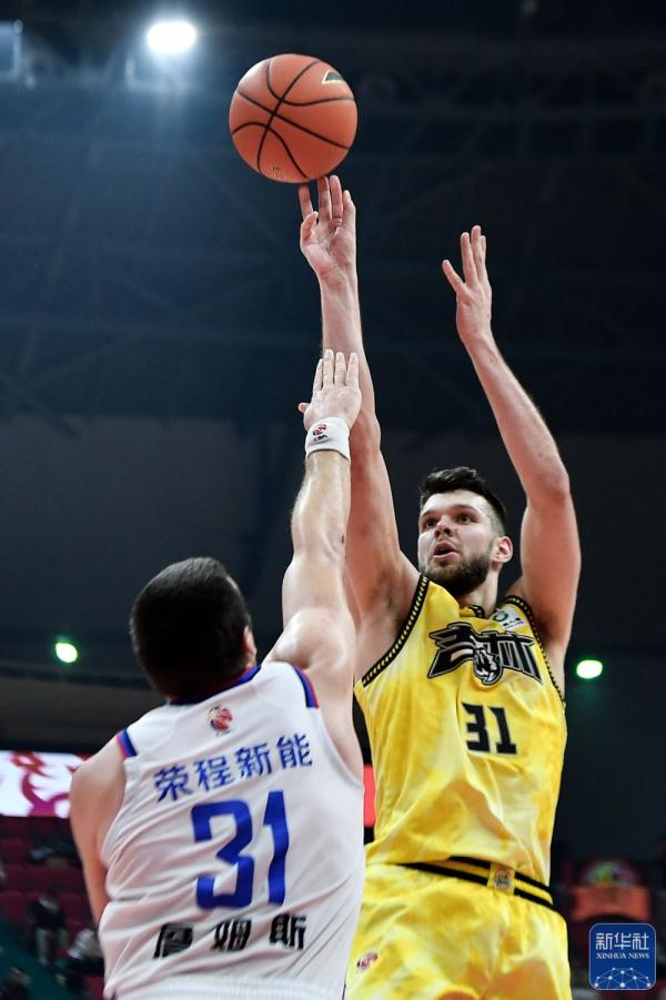 CBA常规赛 | 吉林九台农商银行胜天津先行者 CBA常规赛 | 吉林九台农商银行胜天津先行者