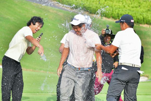 横店职业赛李林强加洞绝杀成就赛季四冠王 横店职业赛李林强加洞绝杀成就赛季四冠王