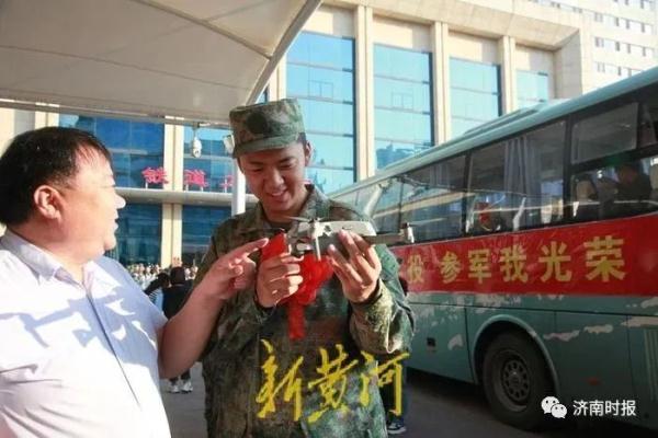 “一人当兵全家光荣”，一家当兵呢？