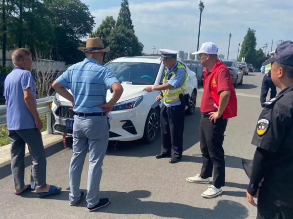 这个月底就退休，你会怎么做？他是这样做的