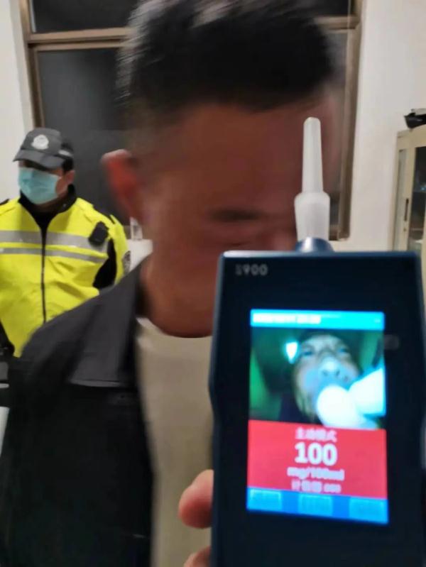 “醉”不可恕！男子酒驾被查不悔改 时隔两年醉驾再被查！