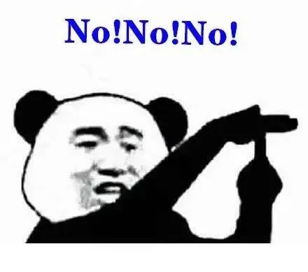 “天灯”变“祸根”！巨型孔明灯掉落街头起火燃烧