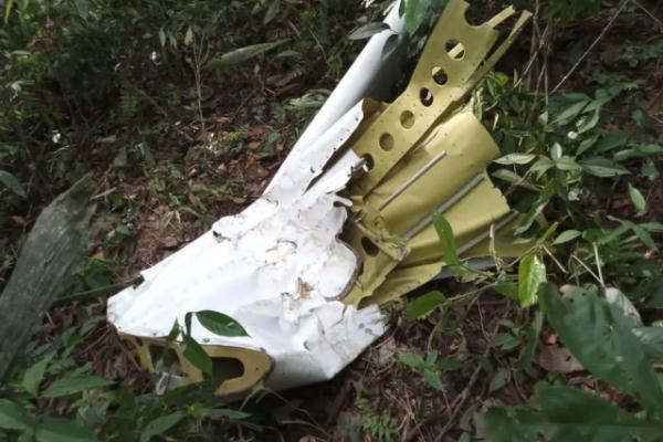 巴西一小型飞机坠毁致12人死亡,包括一名1岁儿童 巴西一小型飞机坠毁致12人死亡,包括一名1岁儿童