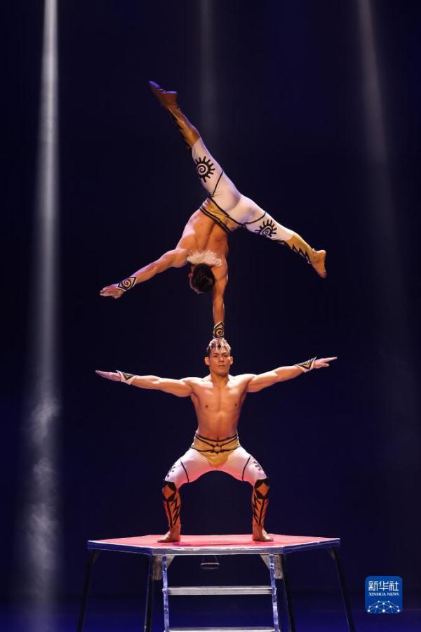 第十九届中国吴桥国际杂技艺术节闭幕