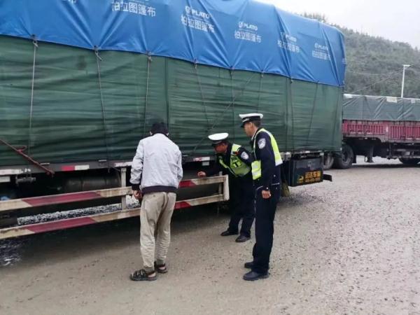 岷县公安交警扎实开展入甘货车“三落实”工作 全力筑牢交通安全防线